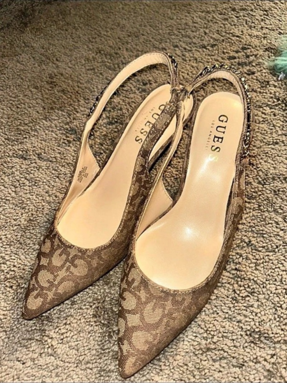 GUESS Patterned Pointed-Toe Slingback Heels - Picture 6 of 6